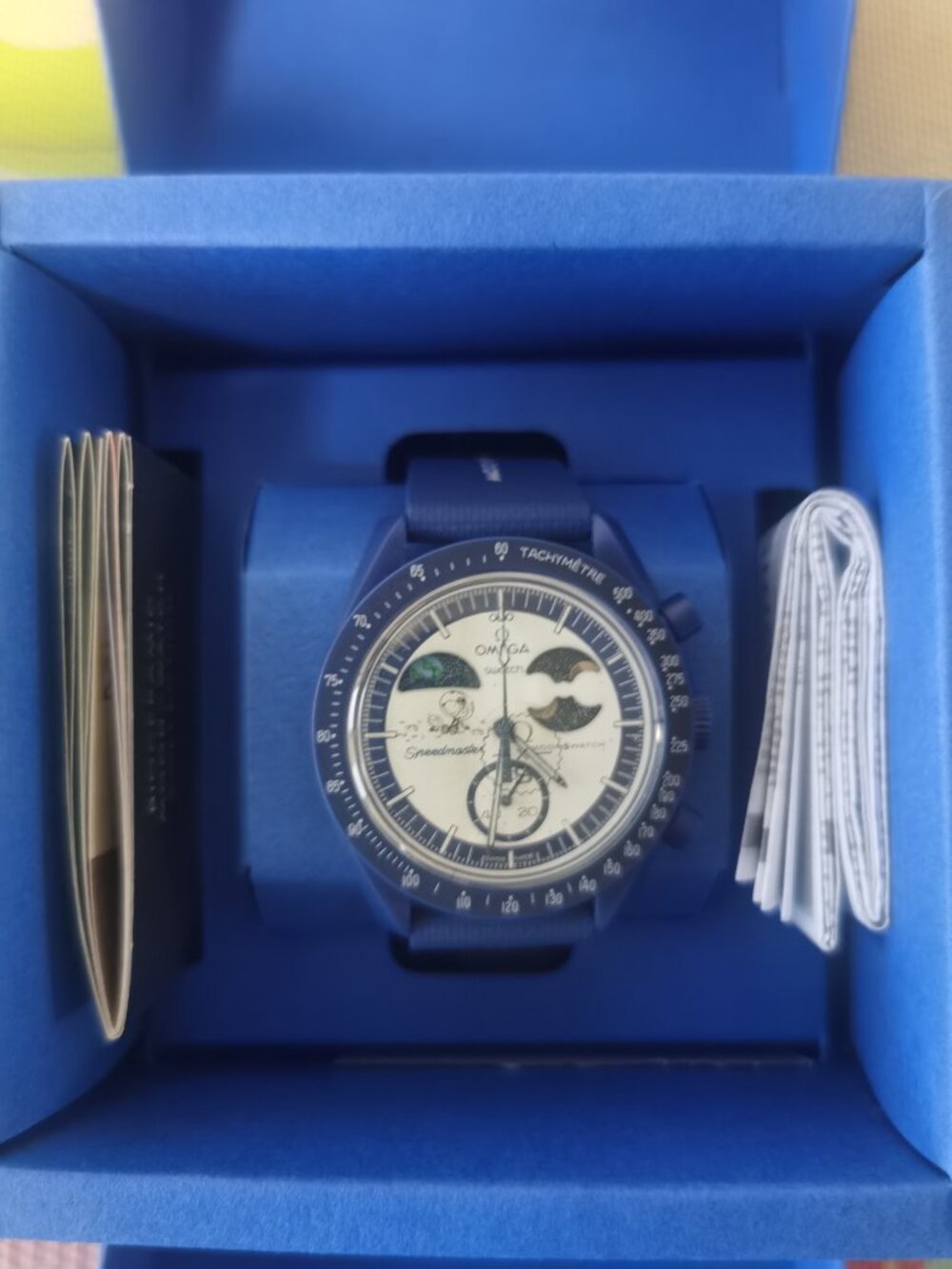 Swatch Omega MoonSwatch Earthphase Moonshine Gold Navy Bioceramic Watch Complete